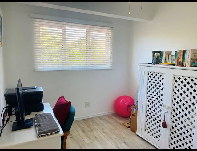 3 BEDROOM DUPLEX FOR SALE IN NEWSEL BEACH